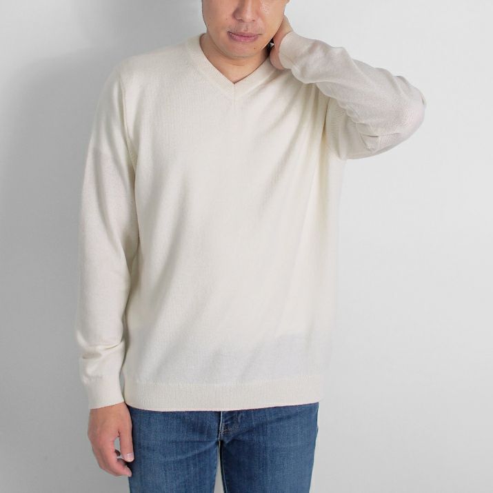 カシミヤ100％メンズVネックセーター | Milestone公式オンラインストア
